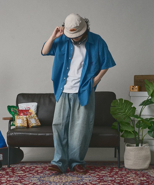 kutir(クティール)の「ロゴ刺繍ビックチェックシャツ(シャツ/ブラウス・メンズ・ライトブルー/ブルー・MEDIUM/LARGE)」の4枚目の写真