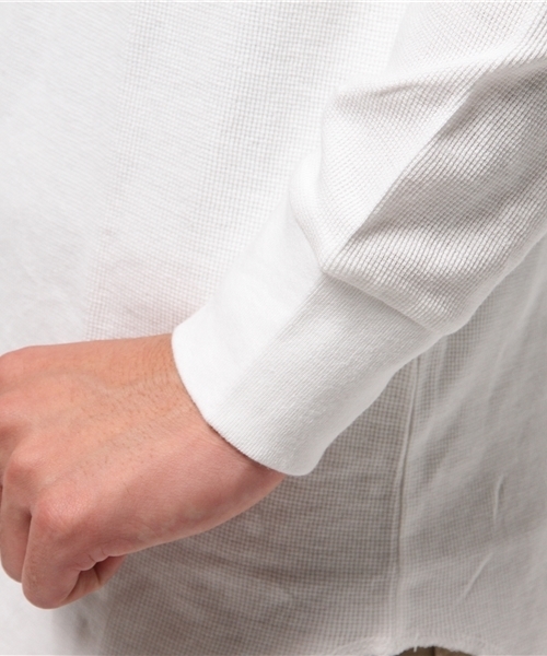 WEGO（ウィゴー）の「WEGO/ワッフルラウンドカットソー（Tシャツ/カットソー・メンズ・レッド/ホワイト/カーキ/ブラック・MEDIUM/LARGE）」の7枚目の写真