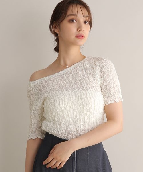 Andemiu(アンデミュウ)の「シャーリングカットT125016(Tシャツ/カットソー・レディース・ブラック/ピンク/オフホワイト・FREE)」の6枚目の写真