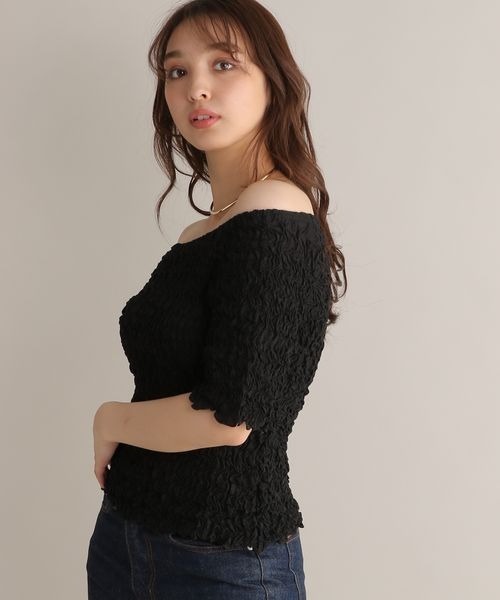 Andemiu(アンデミュウ)の「シャーリングカットT125016(Tシャツ/カットソー・レディース・ブラック/ピンク/オフホワイト・FREE)」の11枚目の写真