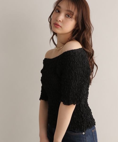 Andemiu(アンデミュウ)の「シャーリングカットT125016(Tシャツ/カットソー・レディース・ブラック/ピンク/オフホワイト・FREE)」の12枚目の写真