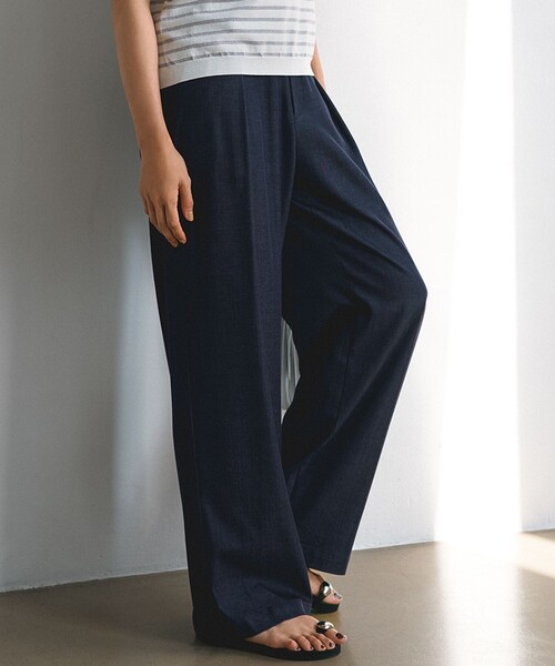 【セール】【洗える】デニムライクシャンブレー ワイドパンツ（その他パンツ）｜23区（ニジュウサンク）