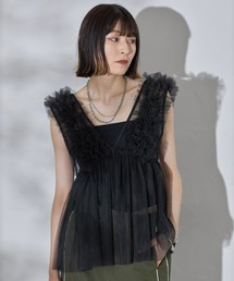 深Vネックフリルチュールペプラムベスト