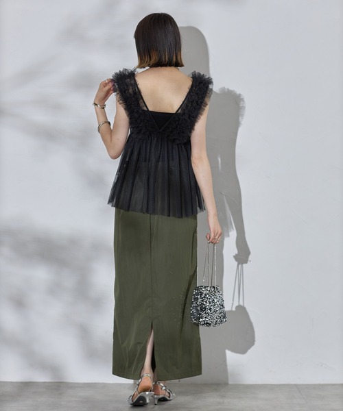 each（イーチ）の「深Vネックフリルチュールペプラムベスト（ベスト・レディース・ブラック/アイボリー/ライトグレー・FREE）」の14枚目の写真