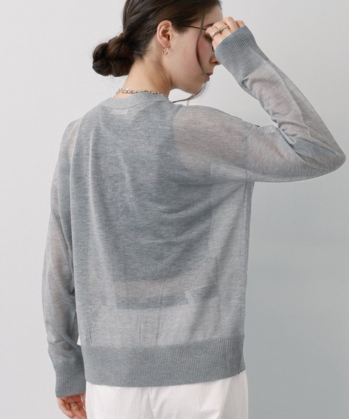 saloon（サルーン）の「SALOON(サルーン)/シアーVネックラメカーディガン【手洗い可】長袖（カーディガン/ボレロ・レディース・ブラック/ホワイト/グレー・FREE）」の12枚目の写真