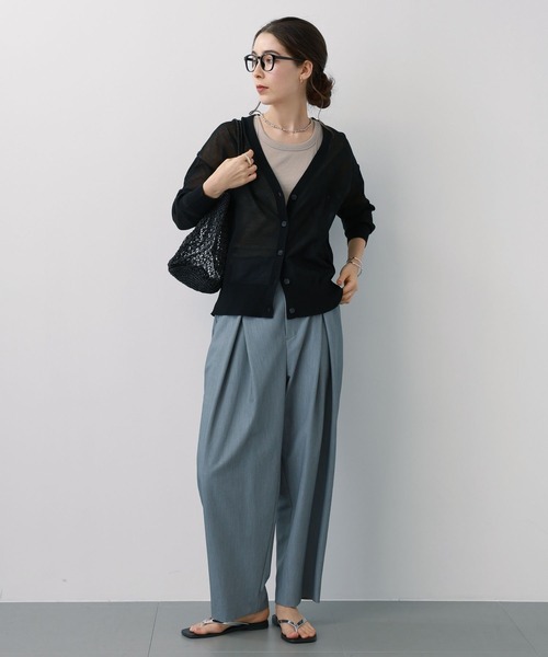 saloon（サルーン）の「SALOON(サルーン)/シアーVネックラメカーディガン【手洗い可】長袖（カーディガン/ボレロ・レディース・ブラック/ホワイト/グレー・FREE）」の15枚目の写真