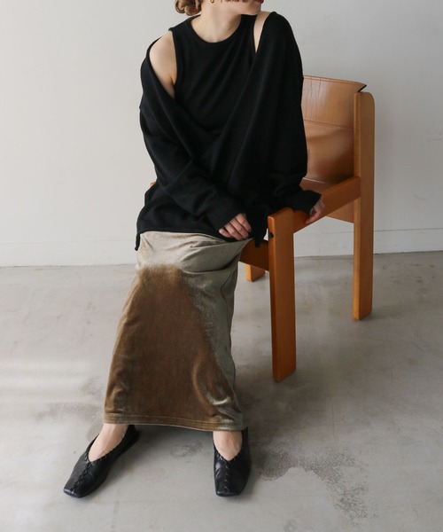 select MOCA by son（セレクトモカバイソン）の「ベロアIラインロングスカート【スタイルアップ】（スカート・レディース・ブラック/カーキ/グレー/スモークグレー・SMALL/MEDIUM/LARGE）」の8枚目の写真