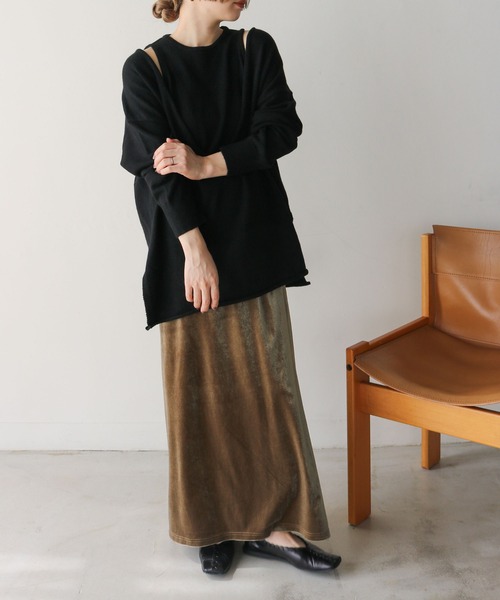 select MOCA by son（セレクトモカバイソン）の「ベロアIラインロングスカート【スタイルアップ】（スカート・レディース・ブラック/カーキ/グレー/スモークグレー・SMALL/MEDIUM/LARGE）」の5枚目の写真