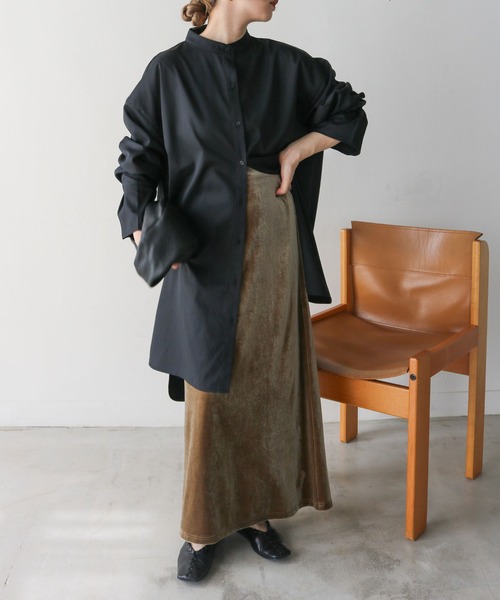 select MOCA by son（セレクトモカバイソン）の「ベロアIラインロングスカート【スタイルアップ】（スカート・レディース・ブラック/カーキ/グレー/スモークグレー・SMALL/MEDIUM/LARGE）」の11枚目の写真