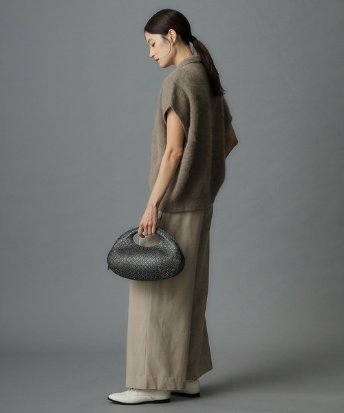 HIROKO HAYASHI（ヒロコハヤシ）の「GIRASOLE（ジラソーレ）クロワッサンバッグL（ハンドバッグ・レディース・ネイビー/ブラック系/ゴールド系/シルバー/ゴールド系3・00）」の7枚目の写真