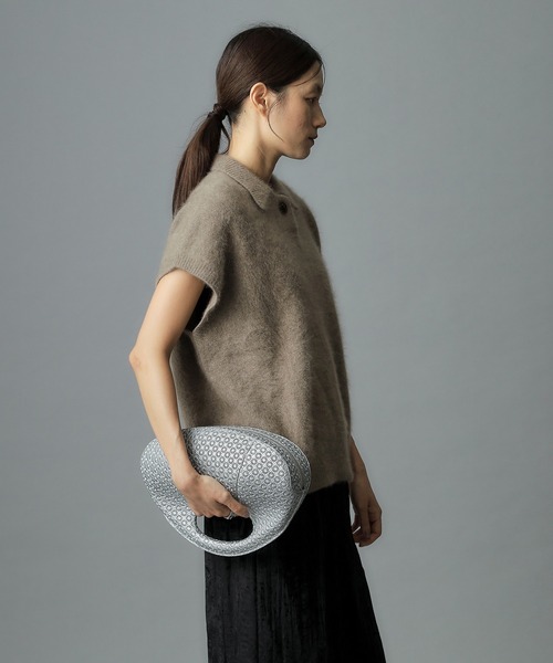 HIROKO HAYASHI（ヒロコハヤシ）の「GIRASOLE（ジラソーレ）クロワッサンバッグL（ハンドバッグ・レディース・ネイビー/ブラック系/ゴールド系/シルバー/ゴールド系3・00）」の11枚目の写真