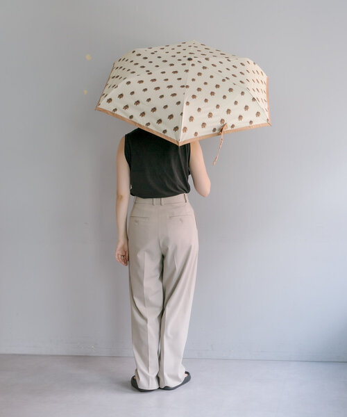 ear PAPILLONNER(イアパピヨネ)の「虎屋ういろ×ear晴雨兼用折り畳み傘(折りたたみ傘・レディース・ベージュ・FREE)」の11枚目の写真