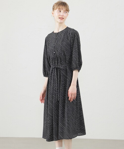 MACKINTOSH PHILOSOPHY(マッキントッシュ フィロソフィー)の「ドライタッチブザムワンピース(ワンピース・レディース・ダークネイビー/ブラック・36/38/34)」の2枚目の写真