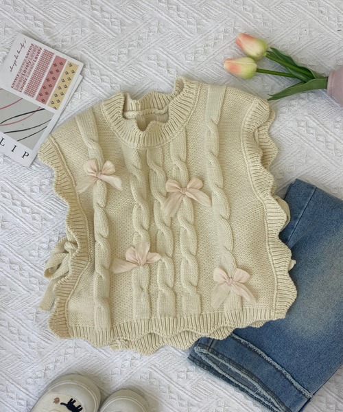 aimoha（アイモハ）の「【aimoha-KIDS-】リボン付きニットベスト（ベスト・キッズ・オフホワイト/ダークグリーン/ブラウン・90/100/110/120/130）」の2枚目の写真