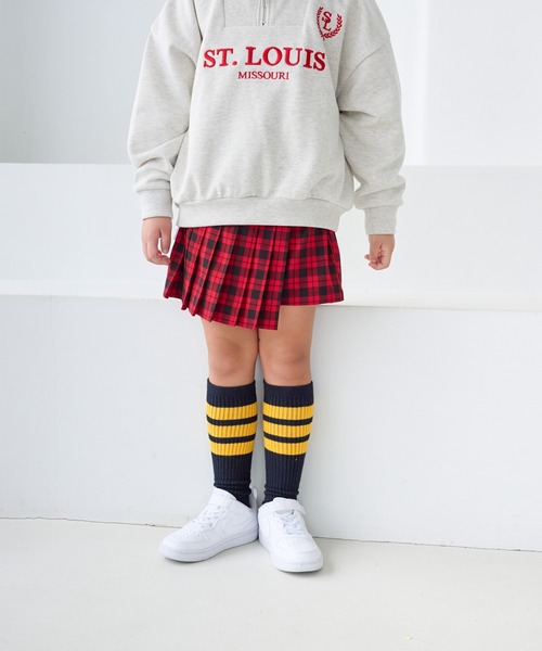 LOWRYS FARM（ローリーズファーム）の「アシメキルトプリーツスカート　150285（スカート・キッズ・ネイビー/レッド・150cm/140cm/130cm/120cm/110cm）」の2枚目の写真