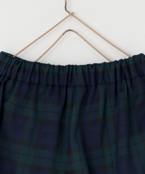 LOWRYS FARM（ローリーズファーム）の「アシメキルトプリーツスカート　150285（スカート・キッズ・ネイビー/レッド・150cm/140cm/130cm/120cm/110cm）」の9枚目の写真
