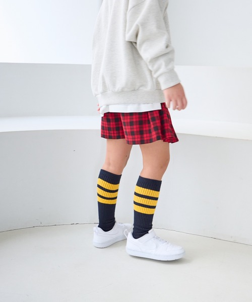 LOWRYS FARM（ローリーズファーム）の「アシメキルトプリーツスカート　150285（スカート・キッズ・ネイビー/レッド・150cm/140cm/130cm/120cm/110cm）」の19枚目の写真