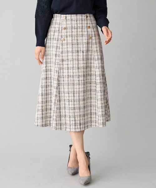 alotta（アロッタ）の「高見えツイードチェックフレアースカート（スカート・レディース・ホワイト/ブラック×ホワイト・M/L/LL/3L）」の3枚目の写真
