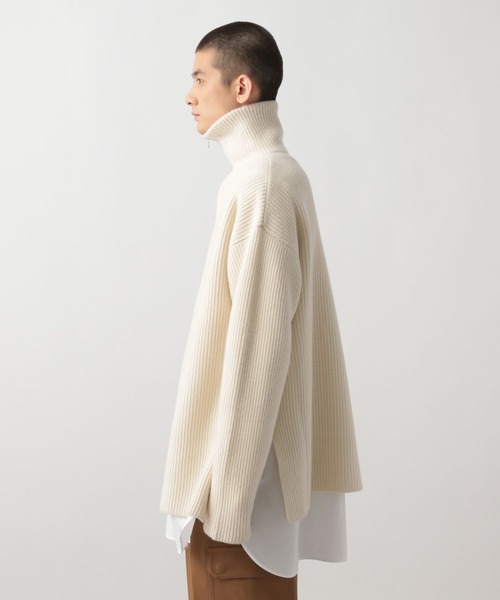 STERNBERG(スタンバーグ)の「ウールカシミヤドライバーズニット(ニット/セーター・メンズ・パープル・MEDIUM)」の9枚目の写真