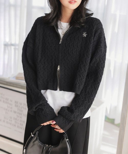 KOBE LETTUCE（コウベレタス）の「胸元刺繍スタンドカラージップニットトップス（ニット/セーター・レディース・ベージュ/ブラック/グレー/ネイビー/カーキ・M）」の6枚目の写真