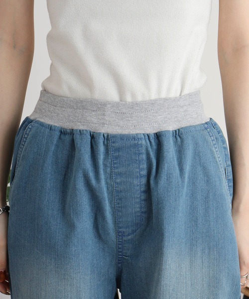 atONE(アットワン)の「ウエストリブワイドストレートデニムパンツ(デニムパンツ・レディース・ネイビー/ワンウォッシュ/ブルー・L/LL/3L/4L/M)」の15枚目の写真