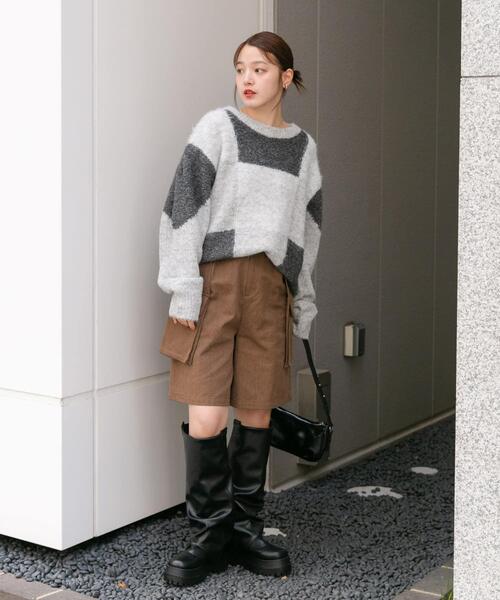 KBF（ケイビーエフ）の「フラップポケットショートパンツ（その他