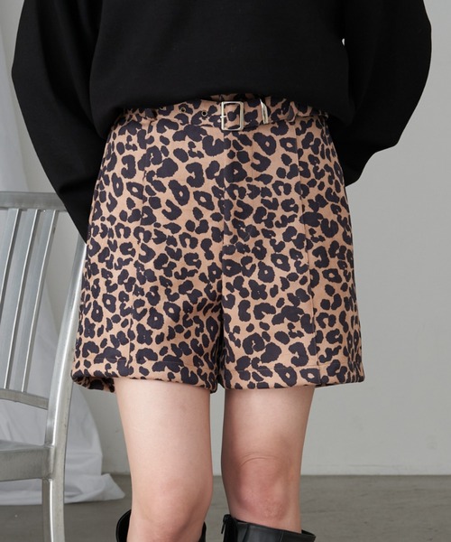 RAY CASSIN（レイカズン）の「レザーハーフパンツ（その他パンツ・レディース・ブラウン/ブラック/ブラウン系その他2・FREE）」の3枚目の写真