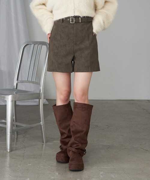 RAY CASSIN（レイカズン）の「レザーハーフパンツ（その他パンツ・レディース・ブラウン/ブラック/ブラウン系その他2・FREE）」の4枚目の写真