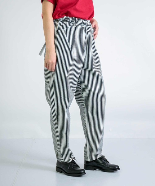 D.M.G.（ドミンゴ）の「[D.M.G / ディーエムジー] ヒッコリー ワークイージーパンツ（デニムパンツ・レディース・ブルー系その他・M/S）」の2枚目の写真