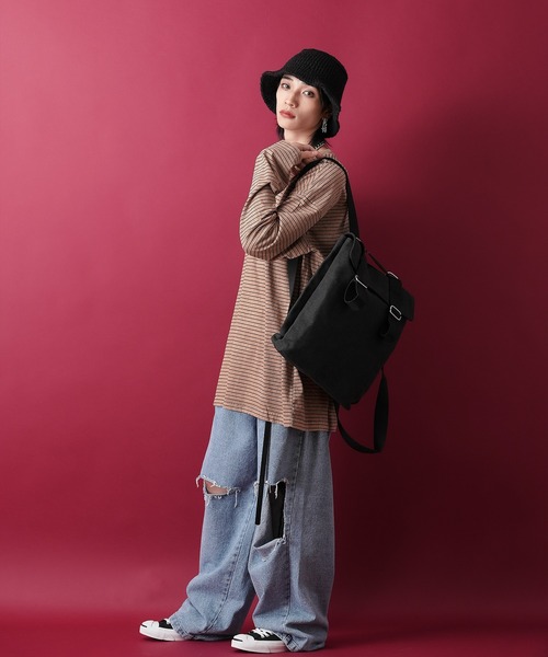 an meets zakka(アンミツザッカ)の「an meets zakka フラップコットンキャンバスリュック / レディース メンズ ユニセックス 鞄 カバン バック バックパック(バックパック/リュック・レディース・ベージュ/ブラック・ONESIZE)」の11枚目の写真