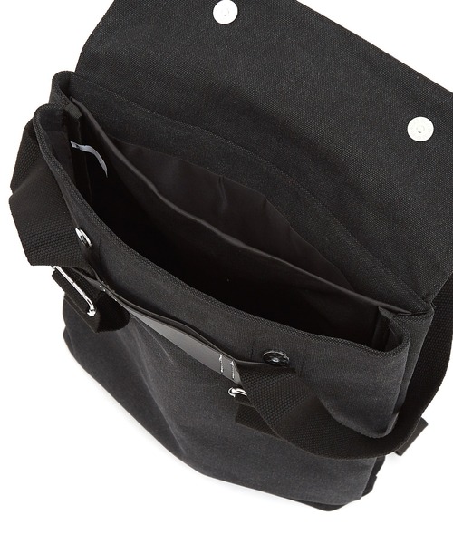 an meets zakka(アンミツザッカ)の「an meets zakka フラップコットンキャンバスリュック / レディース メンズ ユニセックス 鞄 カバン バック バックパック(バックパック/リュック・レディース・ベージュ/ブラック・ONESIZE)」の8枚目の写真