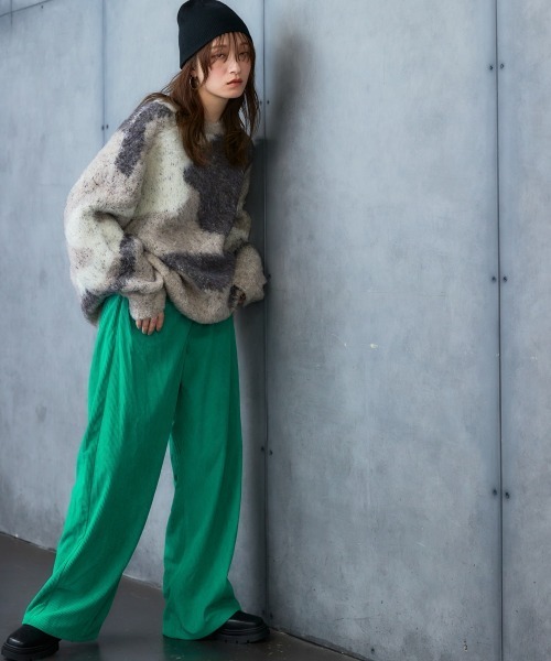 Soiunique（スワユニーク）の「コーデュロイ素材　超ワイドパンツ ［Soiunique］（その他パンツ・レディース・ベージュ/ブラック/ダークブラウン/グリーン/アイボリー・L/M/LL）」の13枚目の写真