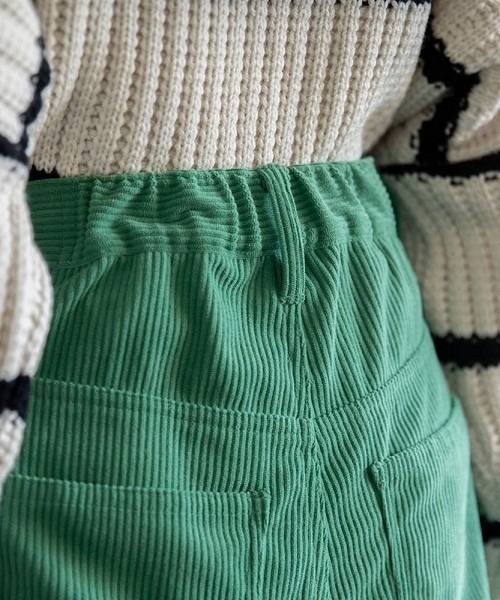 Soiunique（スワユニーク）の「コーデュロイ素材　超ワイドパンツ ［Soiunique］（その他パンツ・レディース・ベージュ/ブラック/ダークブラウン/グリーン/アイボリー・L/M/LL）」の21枚目の写真