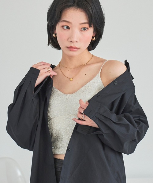 LinoU.(リノユー)の「カップ付きスパンコールキャミソール(キャミソール・レディース・ブラック/アイボリー・FREE)」の4枚目の写真