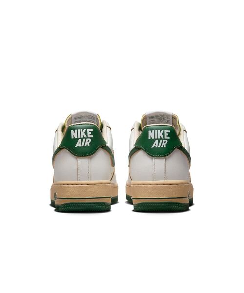 NIKE(ナイキ)の「ナイキ エア フォース 1 '07 LV8 ウィメンズシューズ / Nike Air Force 1 '07 LV8 Women's Shoes DZ4764-133 Sail(スニーカー・レディース・クリーム・22.5/23/23.5/24/24.5/25/25.5/26/26.5/27/27.5/28/28.5/29)」の5枚目の写真