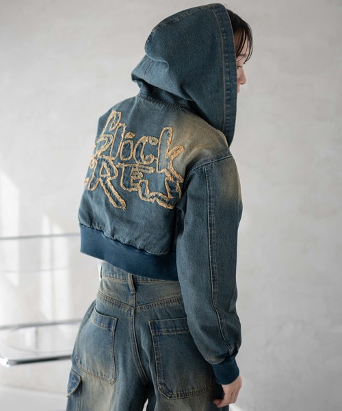 WEGO（ウィゴー）の「WEGO/ヴィンテージウォッシュショートフードブルゾン（デニムジャケット・レディース・ブラック/コバルトブルー/ベージュ・FREE）」の10枚目の写真