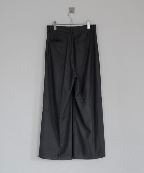 Utusiyo(ウツシヨ)の「stripe wide slacks 涅(スラックス・メンズ・ブラック/グレー・FREE)」の6枚目の写真
