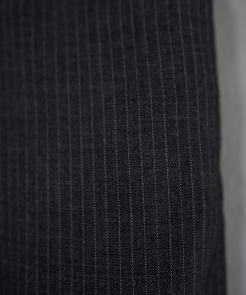 Utusiyo(ウツシヨ)の「stripe wide slacks 涅(スラックス・メンズ・ブラック/グレー・FREE)」の4枚目の写真
