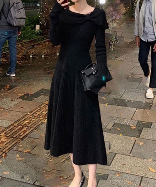 Mejoul（メジュール）の「スクエアネックニットプリーツロングワンピース（ワンピース・レディース・ブラック/アイボリー・F）」の8枚目の写真