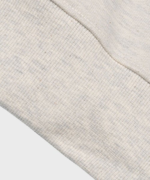 ALAND(エーランド)の「【UNISEX】Romane×ALAND/COCOプルオーバー(裏起毛)(スウェット・レディース・グリーン/ナチュラル・MEDIUM/LARGE)」の15枚目の写真