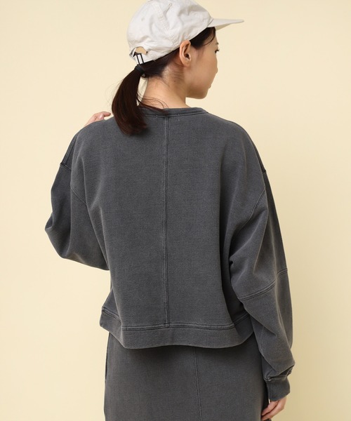 RNA-N（アールエヌエーエヌ）の「M2397 ピグメントダイショートプルオーバー（Tシャツ/カットソー・レディース・モカ/チャコール/ライトグレー・FREE）」の5枚目の写真