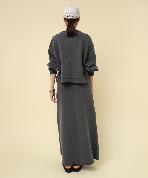 RNA-N（アールエヌエーエヌ）の「M2397 ピグメントダイショートプルオーバー（Tシャツ/カットソー・レディース・モカ/チャコール/ライトグレー・FREE）」の15枚目の写真