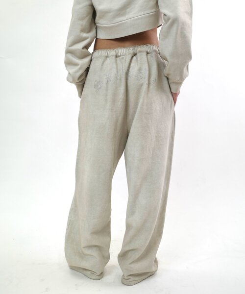 WHO'S WHO gallery（フーズフーギャラリー）の「【SLOPPY/スロッピー】ラインストーン裏毛スウェットパンツ（スウェットパンツ・レディース・アイボリー/チャコールグレー/サックスブルー・FREE）」の21枚目の写真