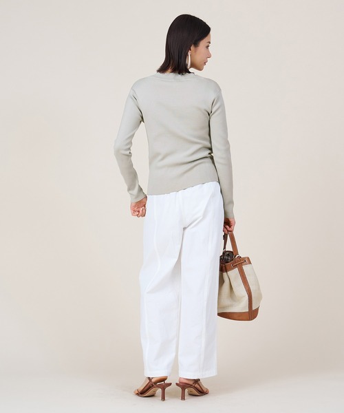 marmors(マルモア)の「【marmors】boat neck knit pullover(ニット/セーター・レディース・グレー/グレイッシュベージュ/ブラック/レッド・36)」の16枚目の写真