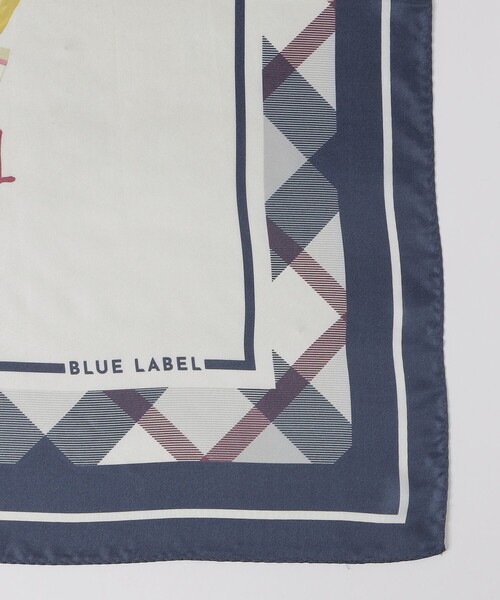 BLUE LABEL CRESTBRIDGE（ブルーレーベルクレストブリッジ）の「キャットプリントスカーフ（ストール/ショール・レディース・グリーン系その他4/ベージュ系その他・FREE）」の4枚目の写真