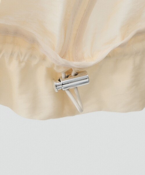 Ray BEAMS(レイビームス)の「シアー ギャザー ブルゾン(ブルゾン・レディース・ブラック/ホワイト系その他6・ONE SIZE)」の18枚目の写真