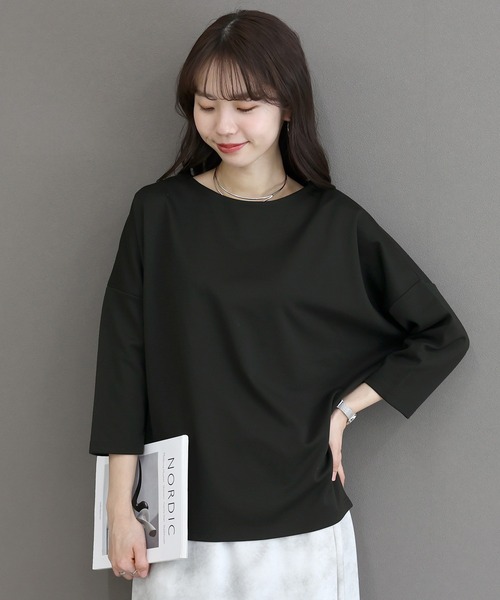 Aletta vita(アレッタビータ)の「7分袖ポンチボートネックコクーンプルオーバー(Tシャツ/カットソー・レディース・オフホワイト/ブラック/ホワイト×ブラック/ベージュ/チャコール/サンドベージュ/グリーン/ブラウン・FREE)」の9枚目の写真