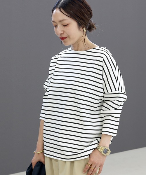 Aletta vita(アレッタビータ)の「7分袖ポンチボートネックコクーンプルオーバー(Tシャツ/カットソー・レディース・オフホワイト/ブラック/ホワイト×ブラック/ベージュ/チャコール/サンドベージュ/グリーン/ブラウン・FREE)」の12枚目の写真