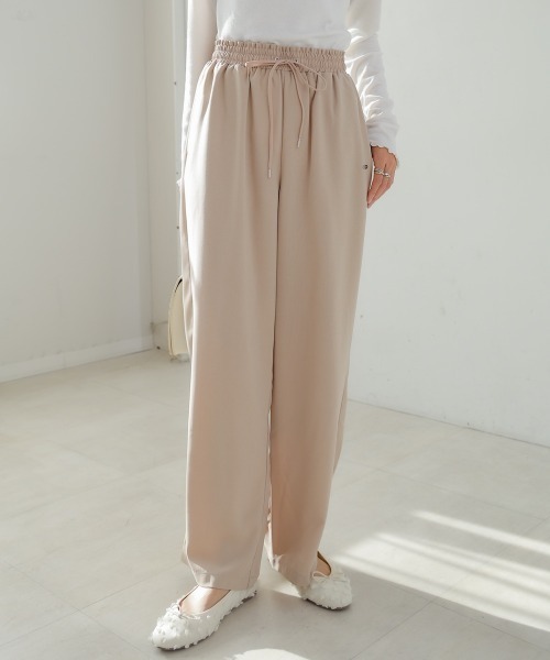 Bab(バブ)の「【S・M・Lサイズ展開】すっきりリラクシーパンツ(その他パンツ・レディース・ブラック/ライトグリーン/ベージュ・S/M/L)」の9枚目の写真
