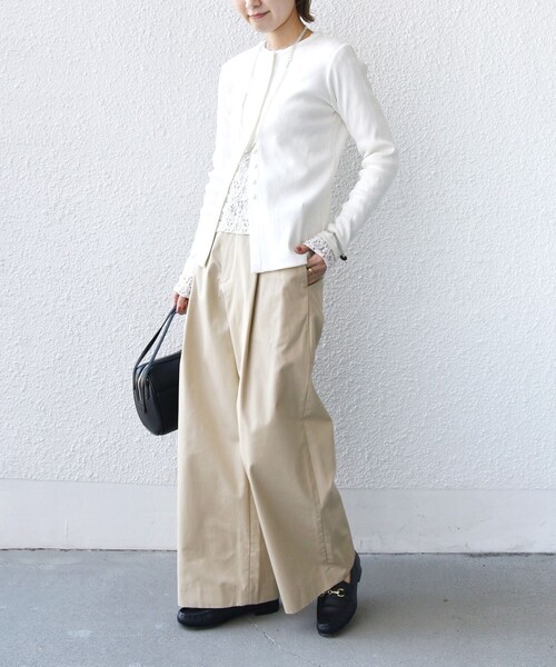 SHIPS（シップス）の「〈洗濯機可能〉ポッシュ テレコ リブ ボタン カーディガン（カーディガン/ボレロ・レディース・ピンク/ネイビー/ホワイト・ONE SIZE）」の4枚目の写真